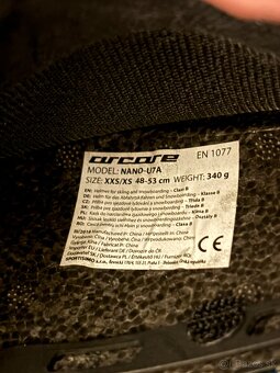 Predám detské lyže 90cm s prilbou - 3