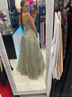 Dlhé sivo-zelené spoločenské šaty - 3