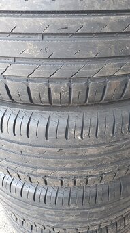 225/65 R17 - 3