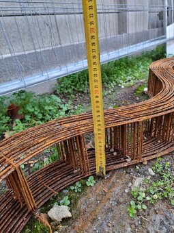 Predám kovový dištančný pás - 3