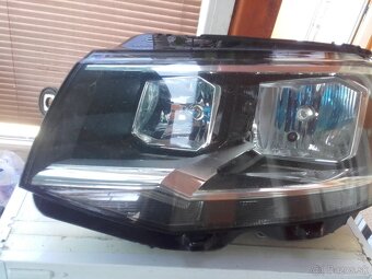 Predne SvetloValeo na VW T6 - 3