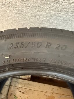 235/50 R20 - 3