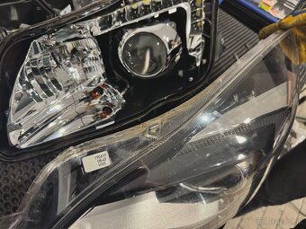 Oprava svetlometov Opel Insignia - 3