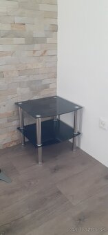 Stol pod TV plus nocny. - 3
