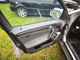 Mercedes w203/ w210 - 3