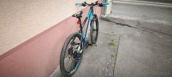 Predám horský bicykel Btwin Rockrider 520,kolesá:26" - 3