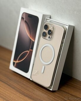 iPhone 16 Pro Max 256 GB - Desert Titanium - 3