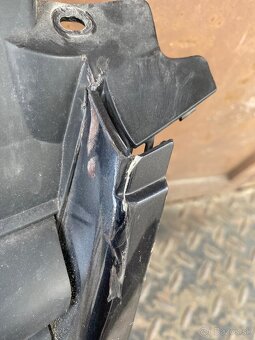 VW Golf 5 GT maska - 3