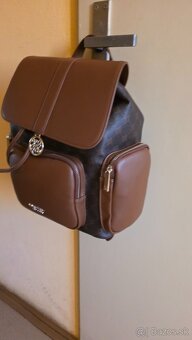 Predam rubsak novy Nine West - 3
