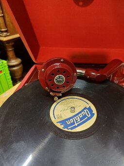 Predám starožitný gramafon - 3