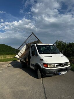 Iveco Daily 35C10 2.3 HPi Hladký Diesel - 3