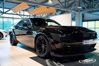 Dodge Challenger 5.7 HEMI - 3