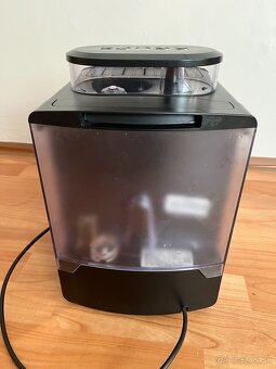 Predám automatický kávovar KRUPS EA81 - 3
