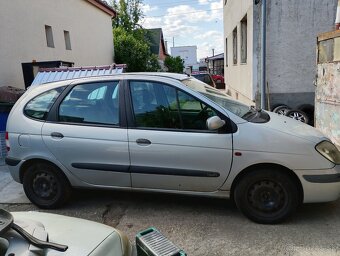 Renault Scénic - 3