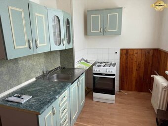 Výborný 2 izbový byt s balkónom - pri Nemocnici - aj investi - 3