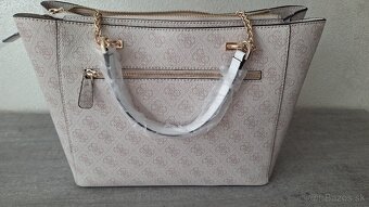 Guess - 3