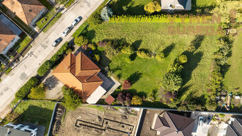 VYMEŇ SUSEDA – 7 izb. RD s priestranným pozemkom 1414 m2 Ho - 3