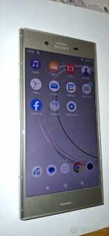 Predám telefón SONY XPERIA XZ1, 4/64Gb - 3