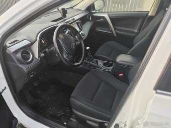 Toyota RAV4 - 3