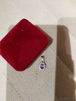 Zlatý prívesok - 3