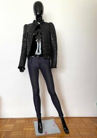 Čierna bunda na patenty - 3