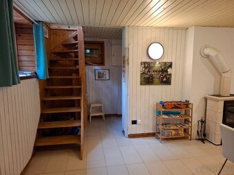 Na predaj 3-podlažná chata 390 m², Striebornica - 3