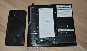 Nothing Phone (1) Black - 3