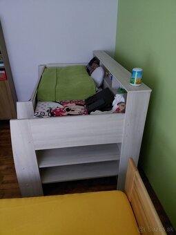 Predám vyvýšenú detskú posteľ pre 1 dieťa - 3