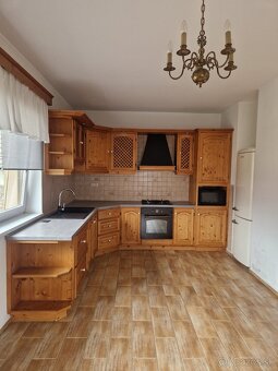 predám kuchynskú linku z borovice - 3