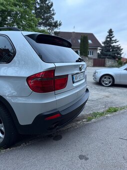 Pridám BMW X5 E70 (7 mest) - 3