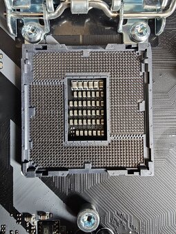 MSI Z370 Tomahawk - 3