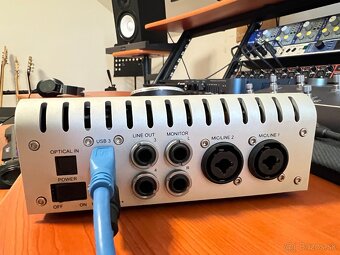 Universal audio Apollo twin - 3