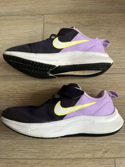Športové tenisky Nike 31,5 - 3