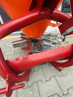 Rozmetadlo STRUMYK 250 - 3