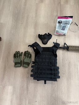Airsoftová výbava - 3