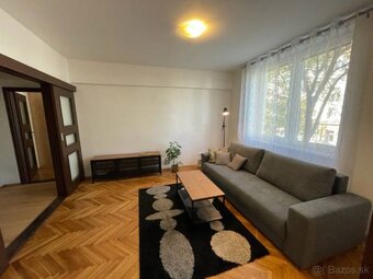 na prenájom 2 izbový byt Bratislava-Nivy,  Košická ul - 3