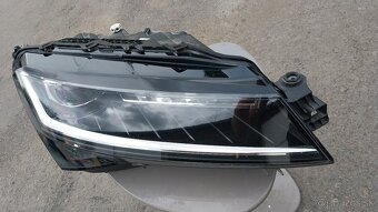 Svetlo superb III facelift - 3