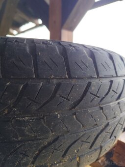 Pneu 265/70 R16 - 3