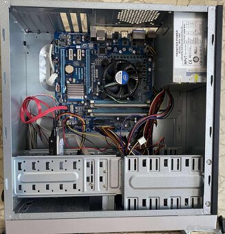 Predám kancelárski pc z i3 4gb ram 250 gb hdd win 11 - 3