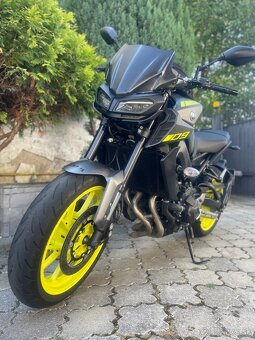 Yamaha MT-09 - 3