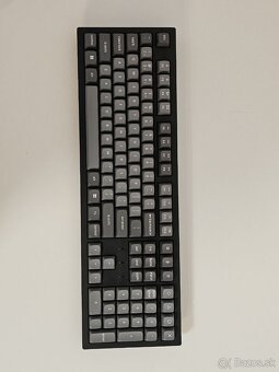 Lenovo Legion Pro 5 16IRX8 intel i9-13900HX, nVidia 4060 - 3