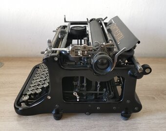 Funkčný starožitný písací stroj Continental z roku 1912 - 3
