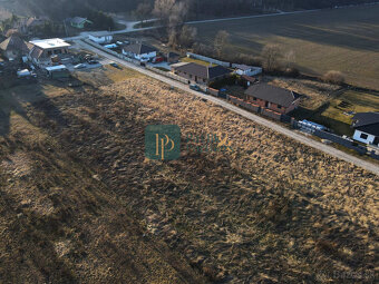 Predaj 9,2á stavebný pozemok, el. prípojka na pozemku, Jelen - 3