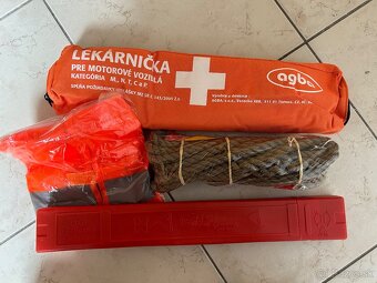 Povinná výbava/ bezpečnostná sada - 3