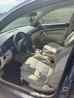 Škoda Superb 2.5 TDI V6 Elegance A/T Nová STK - 3