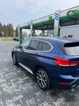 BMW X1 xDrive 20i A/T - 3