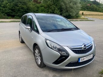 Opel Zafira Tourer - 3