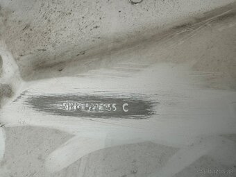 Predám prednú kapotu VW TIGUAN ALLSPACE - 3