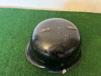 Nemecká vojenská prilba - 3