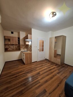 Prenájom garsonka v Zlatých Moravciach - 3